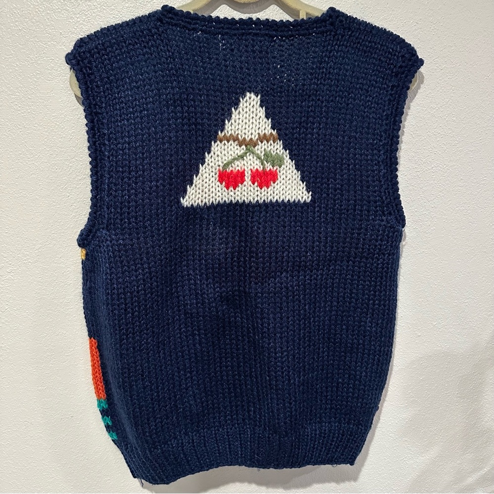 Vintage Multicolor Cottagecore Knit Vest Size L Festive Fruit Cherry Pattern - Picture 3 of 3